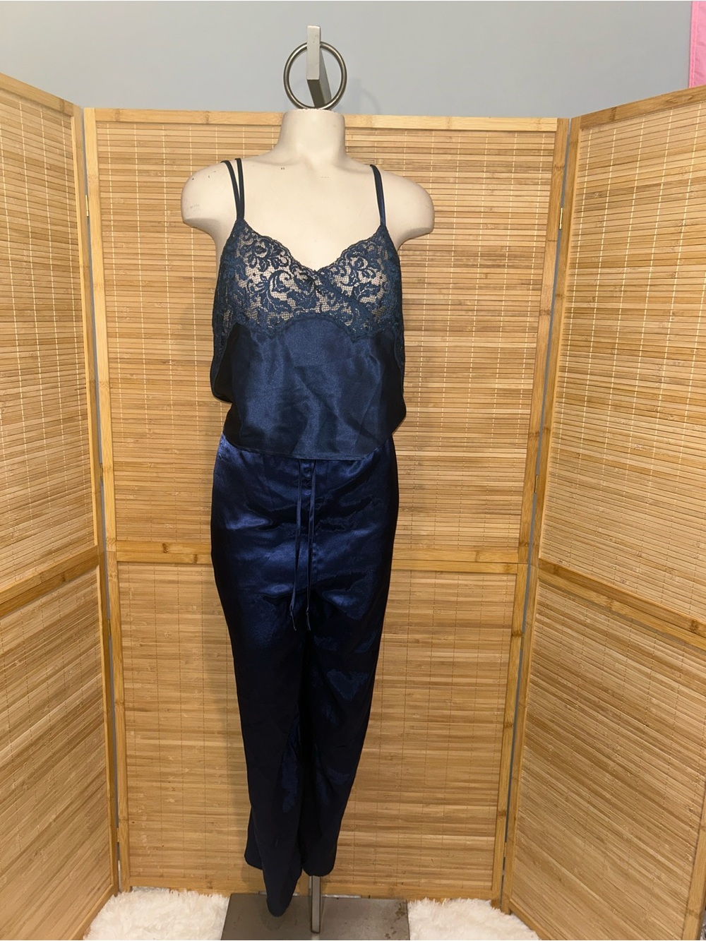 Victoria’s Secret navy blue lace cami pajama satin pants pajama set woman’s L
